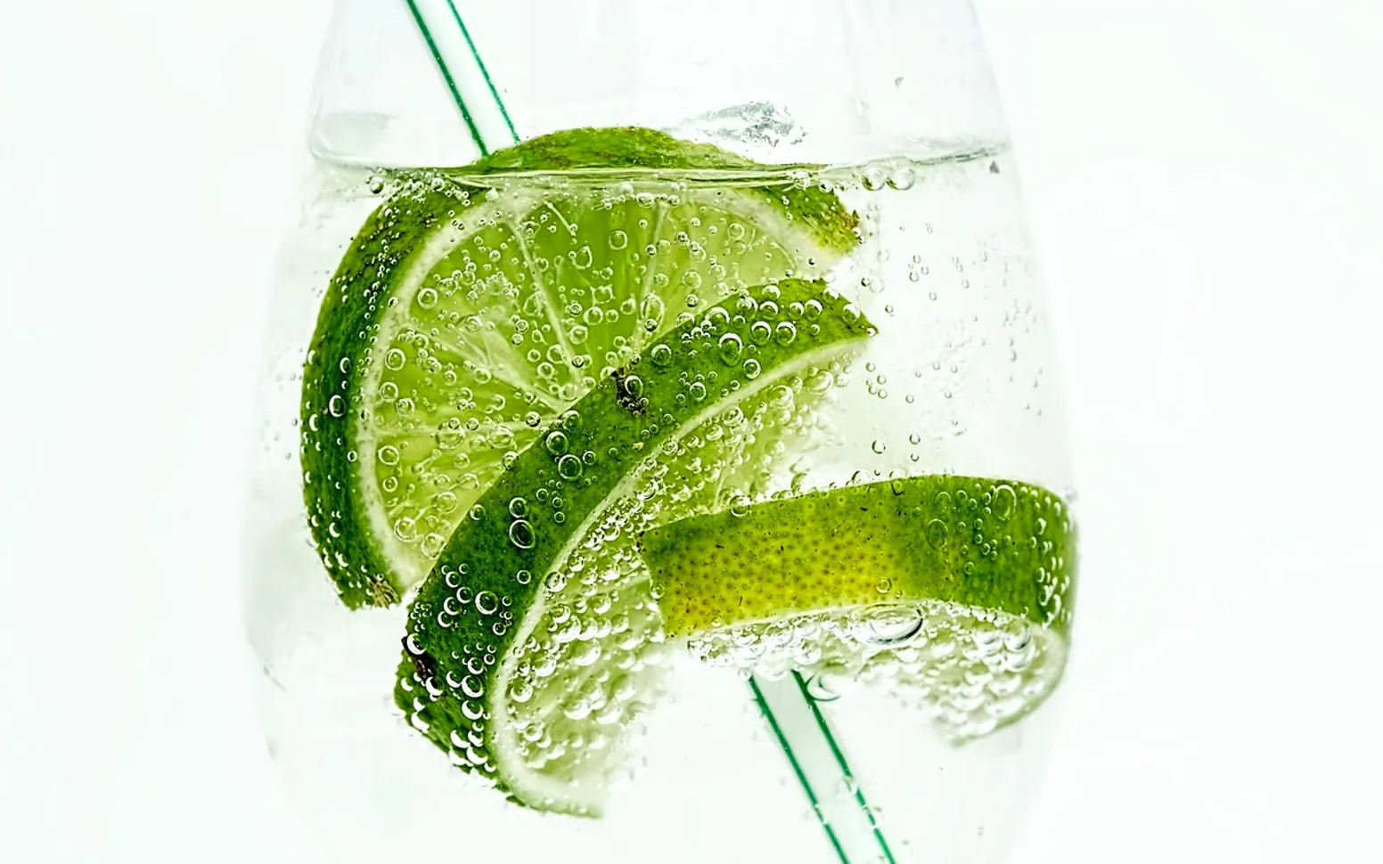 Lime, drink and glass