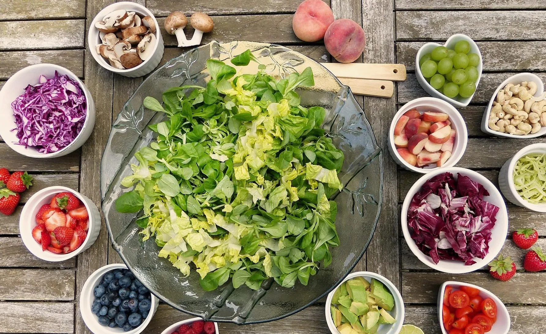 Salad, fruit and berry